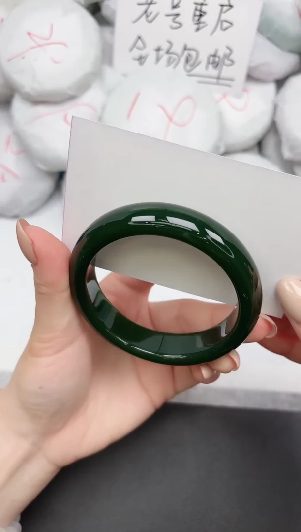 未镶嵌手镯石英质玉68/5758