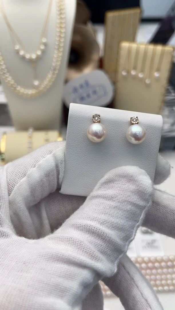 18K金镶嵌耳饰海水珍珠戴妃耳钉