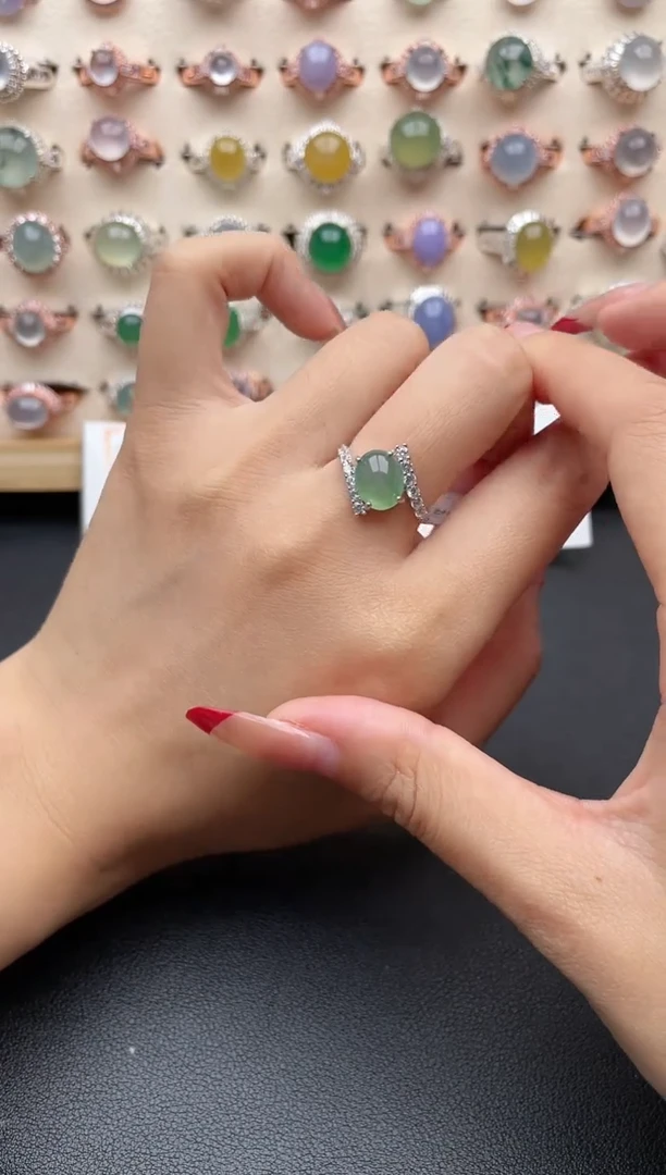 【闪购商品】翡翠戒指银S925镶嵌一物一证一礼盒