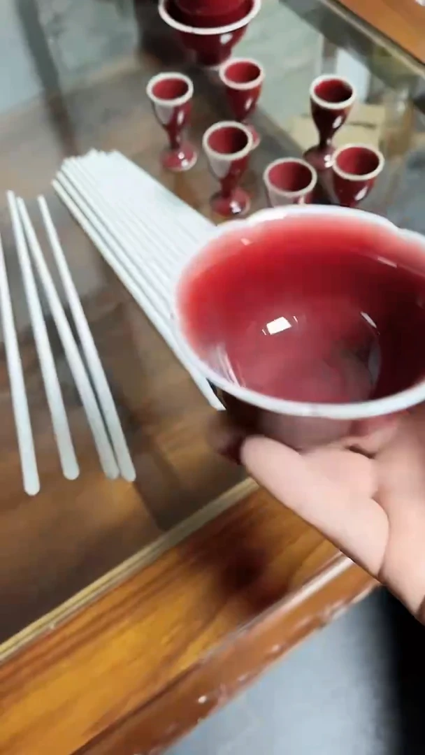 【闪购商品】瓷陶瓷郎红莲花杯