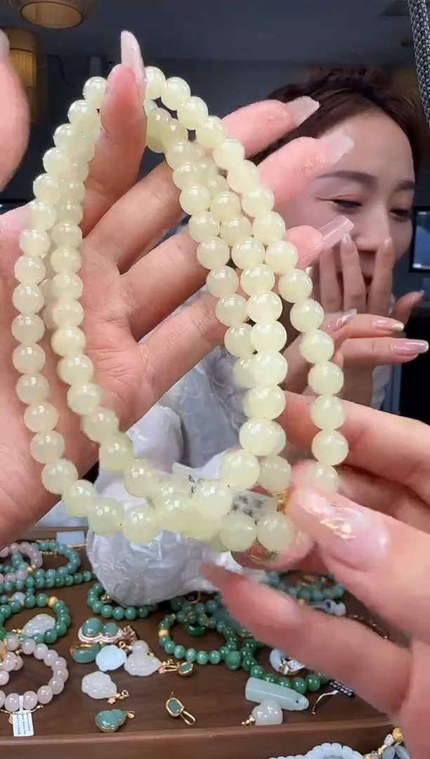 和田玉未镶嵌吊坠(不含链)1