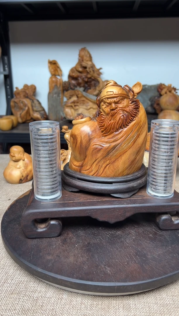 柏木（崖柏）w****u崖柏雕刻件