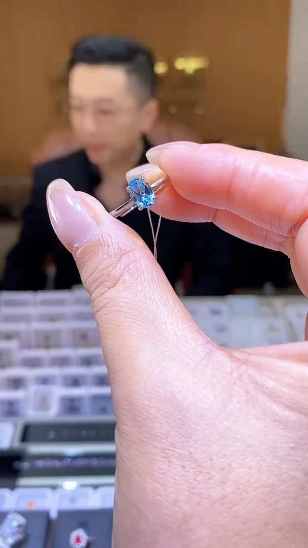 银S925镶嵌戒指托帕石天然托帕石戒指