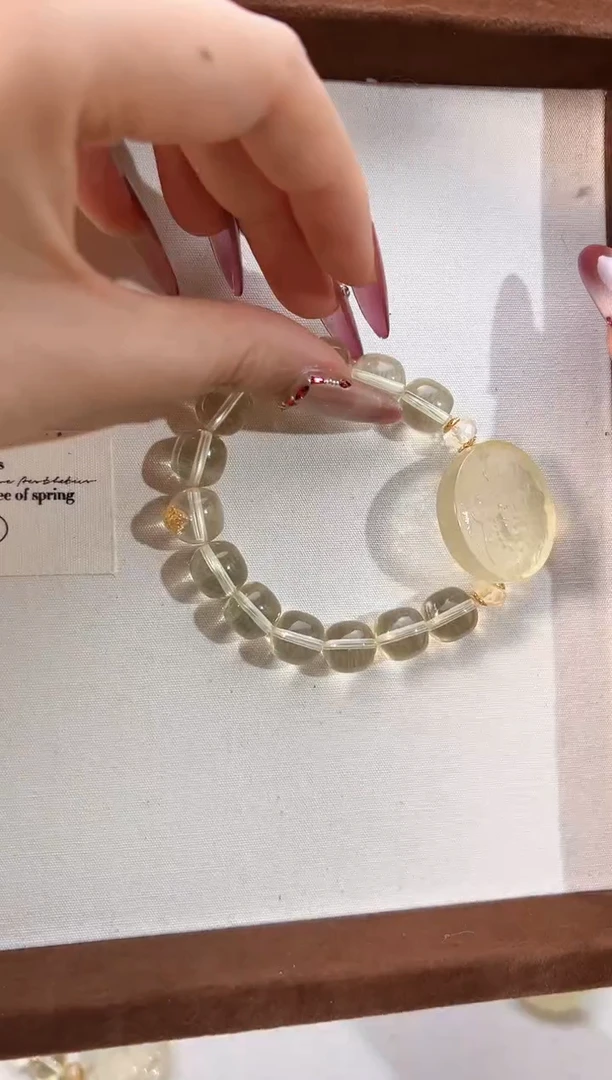 【闪购商品】水晶手链未镶嵌颜色微差多样性发货发其一