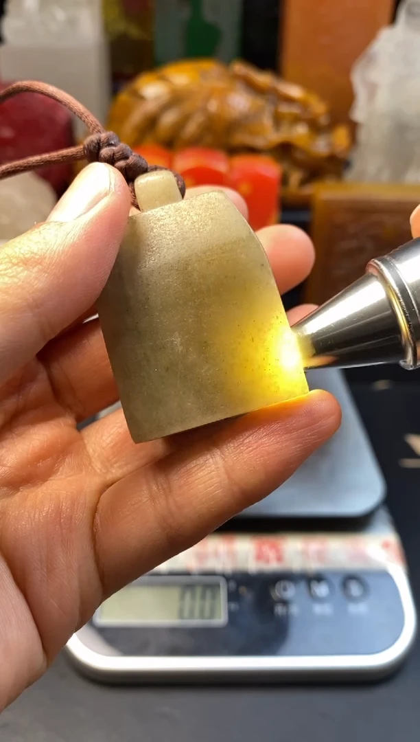 寿山石印石水墨冻秤砣方章-自强不息