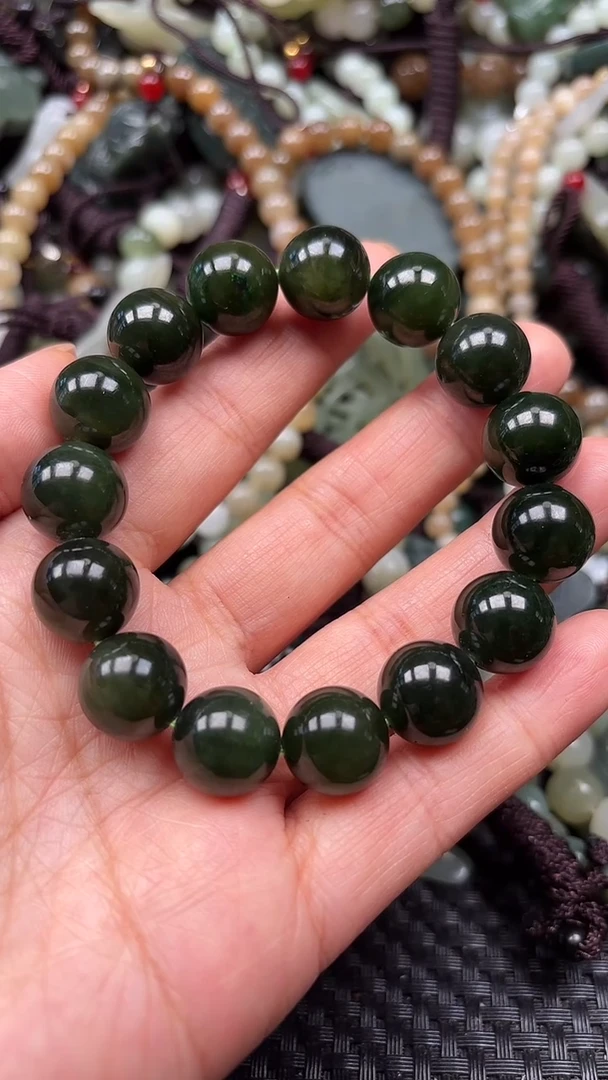 【闪购商品】和田玉颈饰未镶嵌.