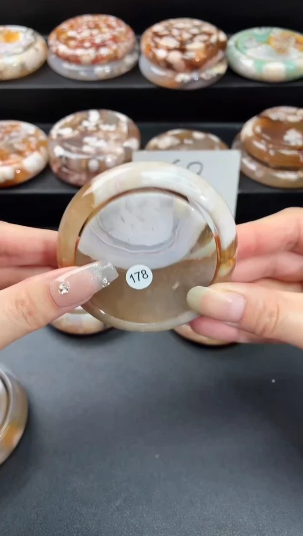 手镯玛瑙/玉髓未镶嵌石英质玉56圈(赠送镯心)圈口建议拍大