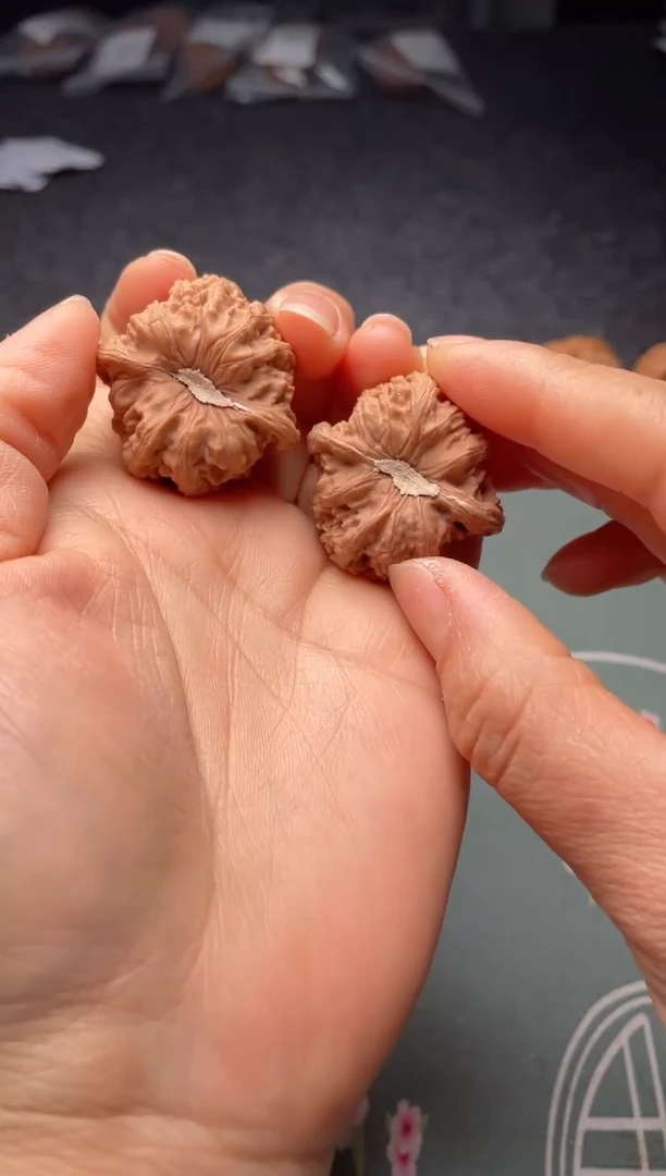 把件文玩核桃w323  密文   34