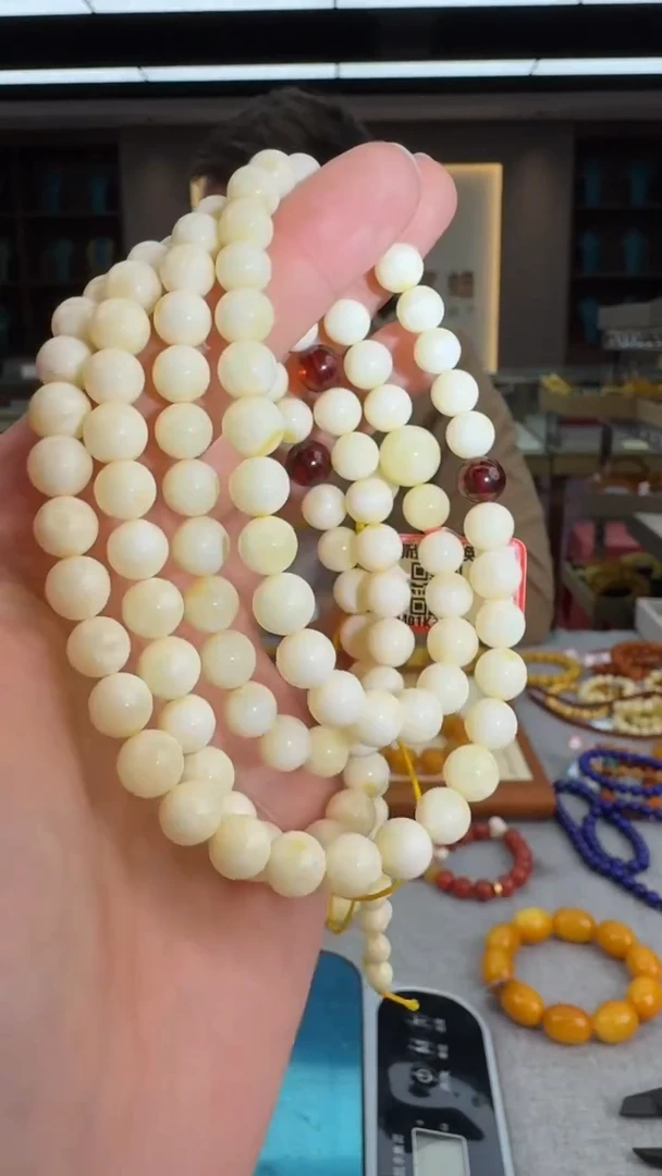 【闪购商品】琥珀颈饰未镶嵌411秒拍号