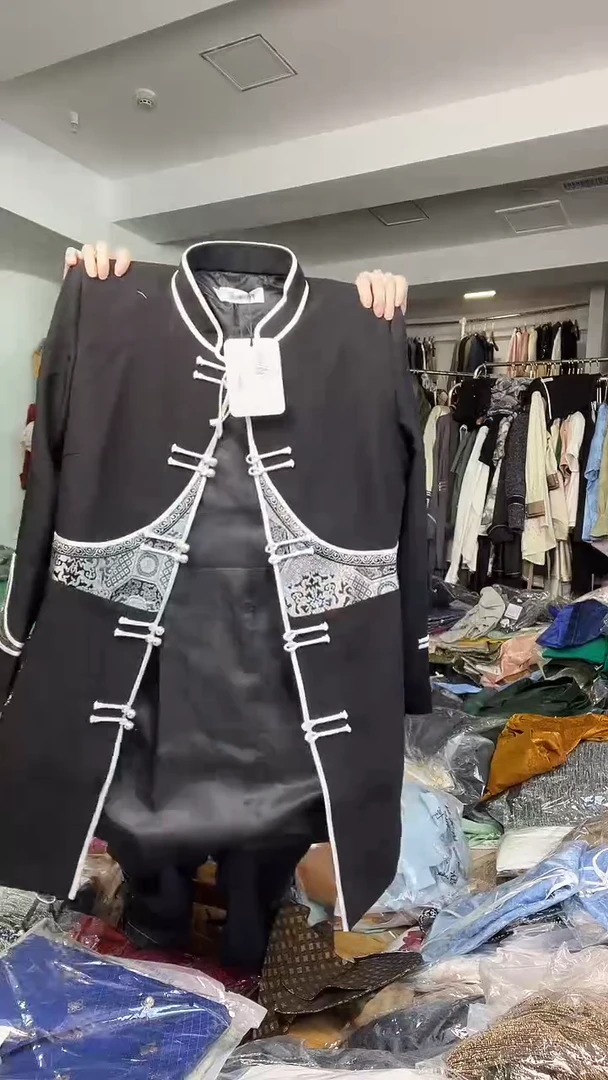 外套       XL码      115-125斤