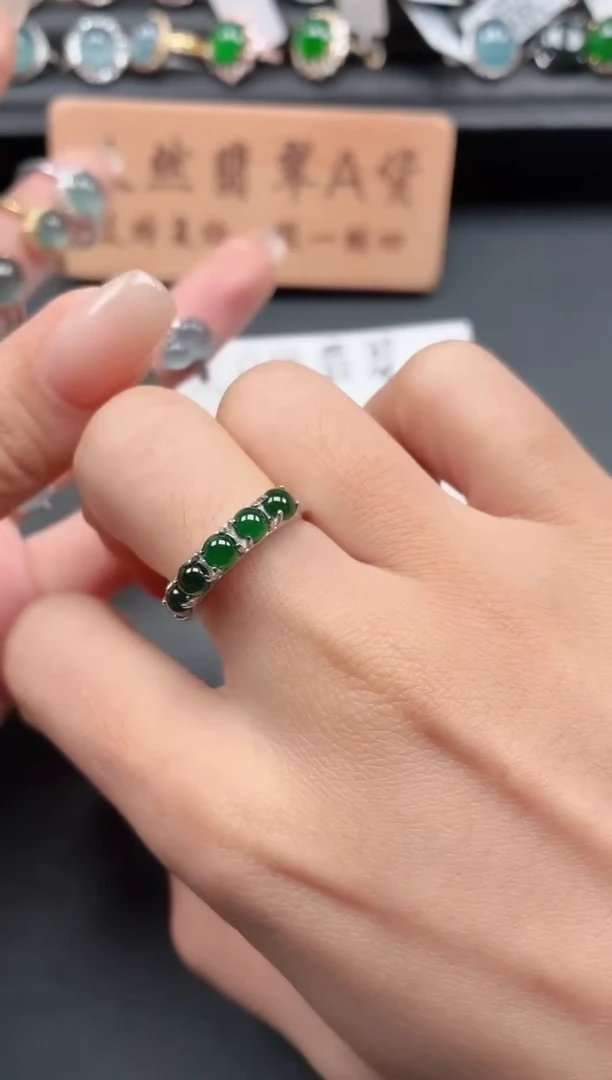 银S925镶嵌戒指翡翠11