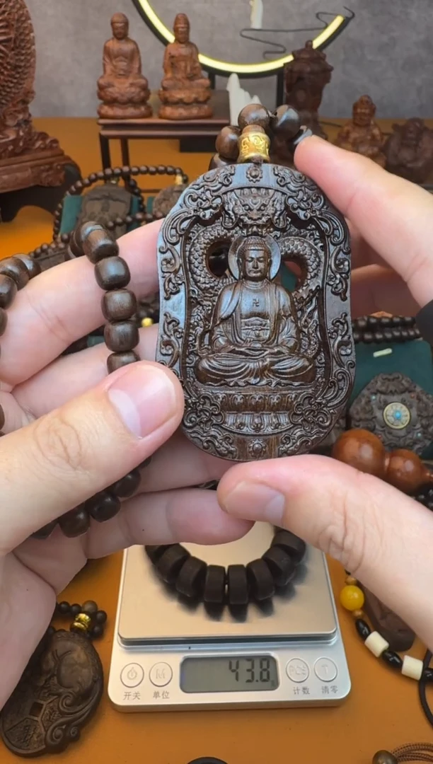 贡木吊坠《巴布亚贡木》新品血月星空阿弥陀佛