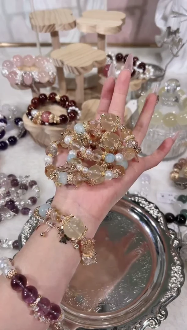 【闪购商品】水晶手链未镶嵌天然水晶默认微瑕 多样性发货发其一