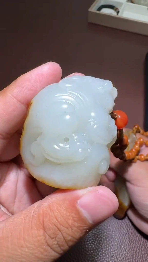 未镶嵌和田玉挂件和田玉