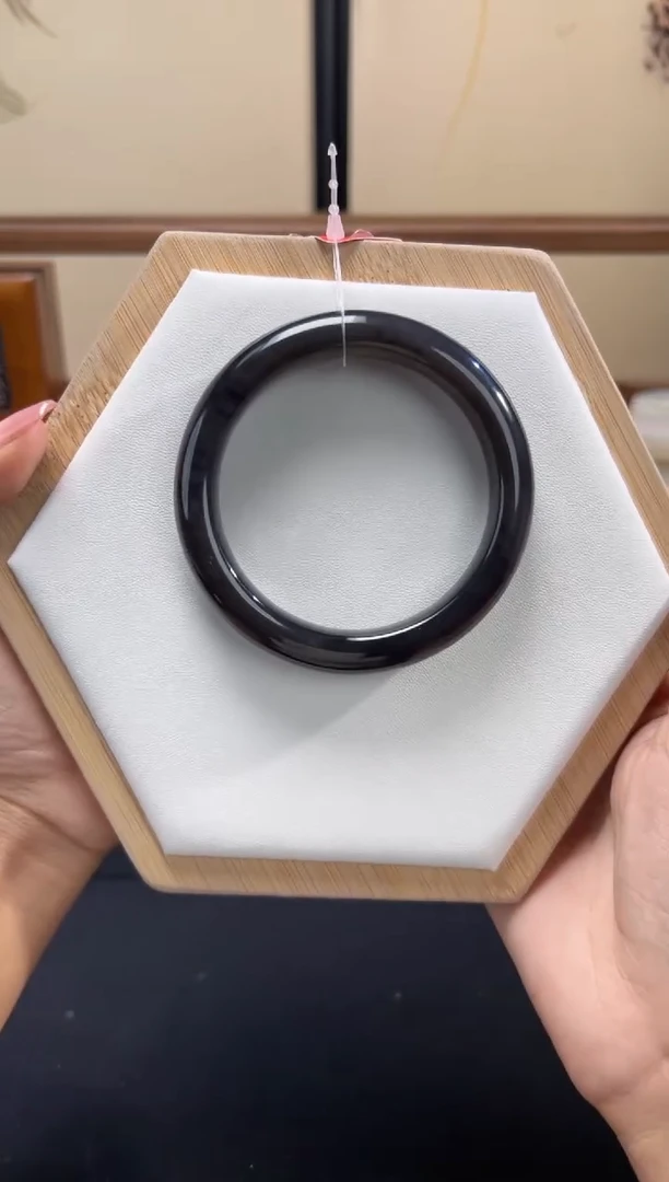 和田玉手镯未镶嵌57.3