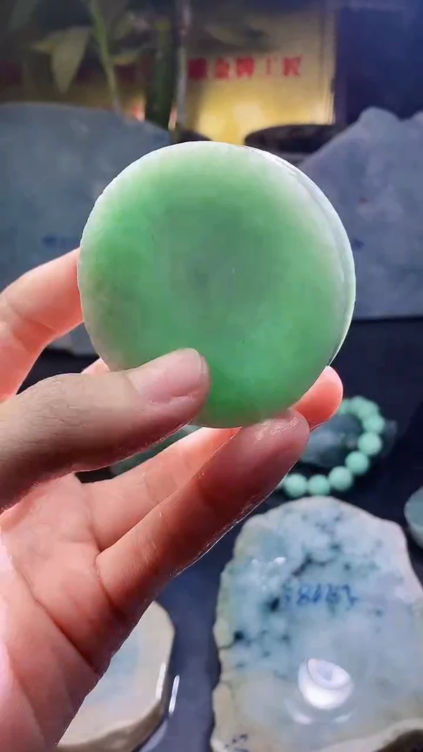 未镶嵌挂件翡翠小雨106