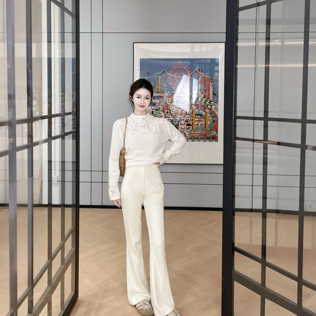 ZLeays林小允-初雪-镂空蕾丝设计长袖毛衫XMXY600