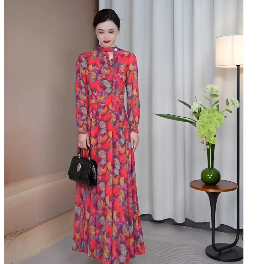 2025春夏季新款红色碎花连衣裙长袖V领大摆长裙 X656-200