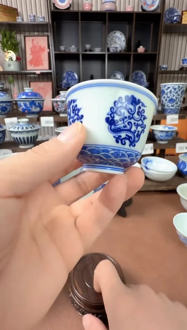 手工手绘香草夔龙单杯