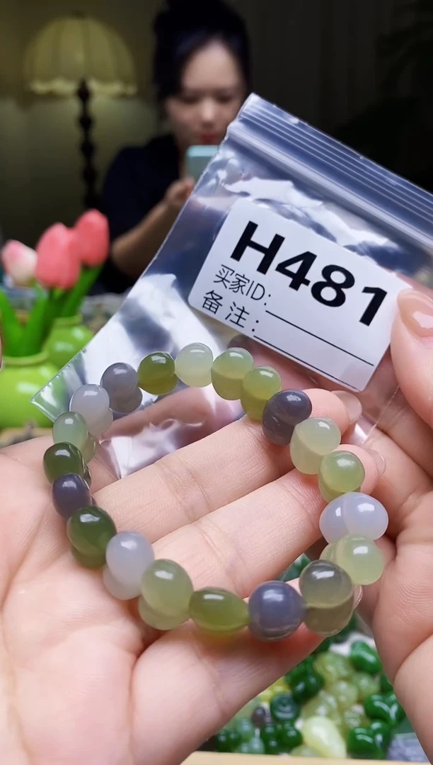 颈饰未镶嵌和田玉小**?1
