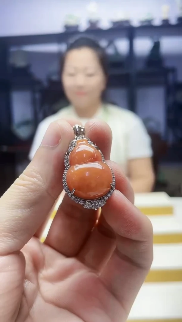 翡翠未镶嵌颈饰07110104多样性发其一