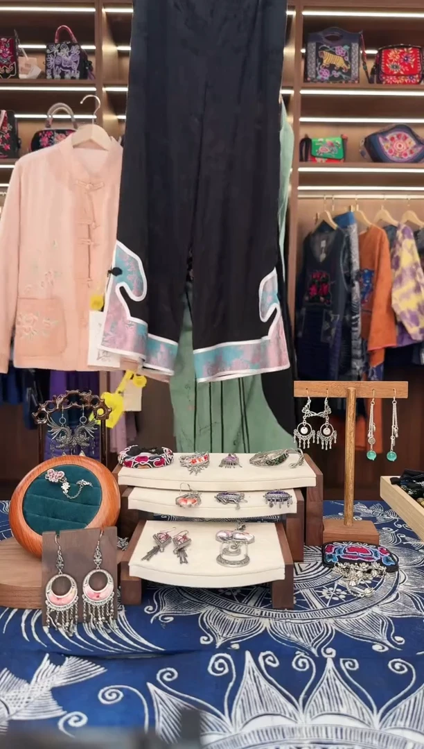 织绣睿*L619黔东南苗族刺绣