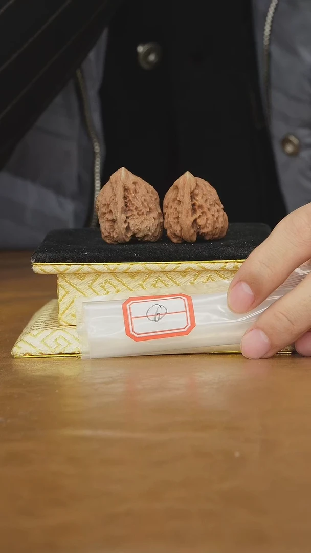 把件文玩核桃南将石异形