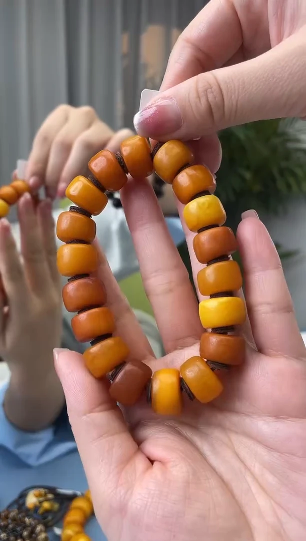 【闪购商品】蜜蜡珠宝奇石未镶嵌假一罚十，发一件032.14