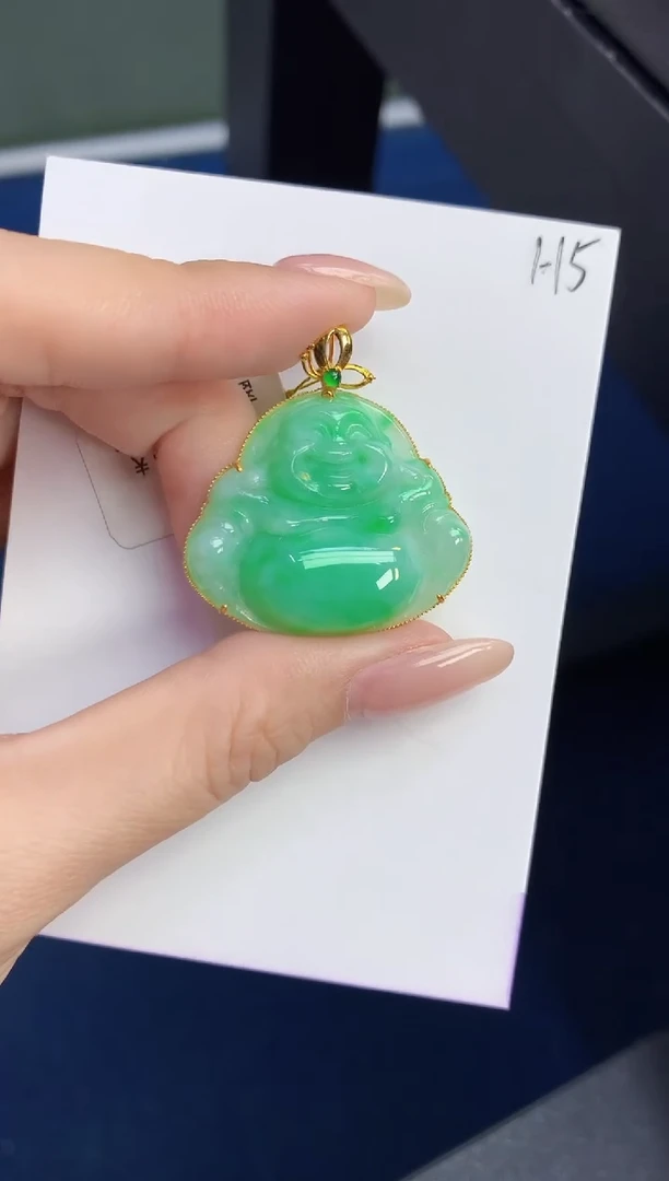 颈饰18K金镶嵌翡翠天然缅甸A货翡翠