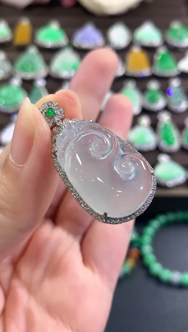 吊坠(不含链)18K金镶嵌翡翠b91