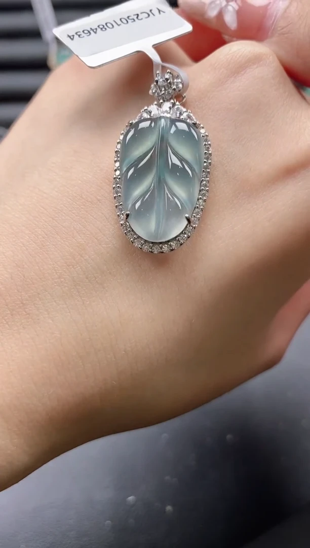 【闪购商品】翡翠戒指银S925镶嵌51511