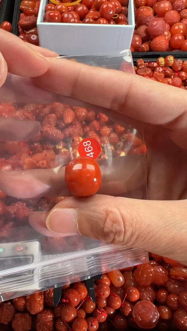 【闪购商品】南红玛瑙颈饰未镶嵌1