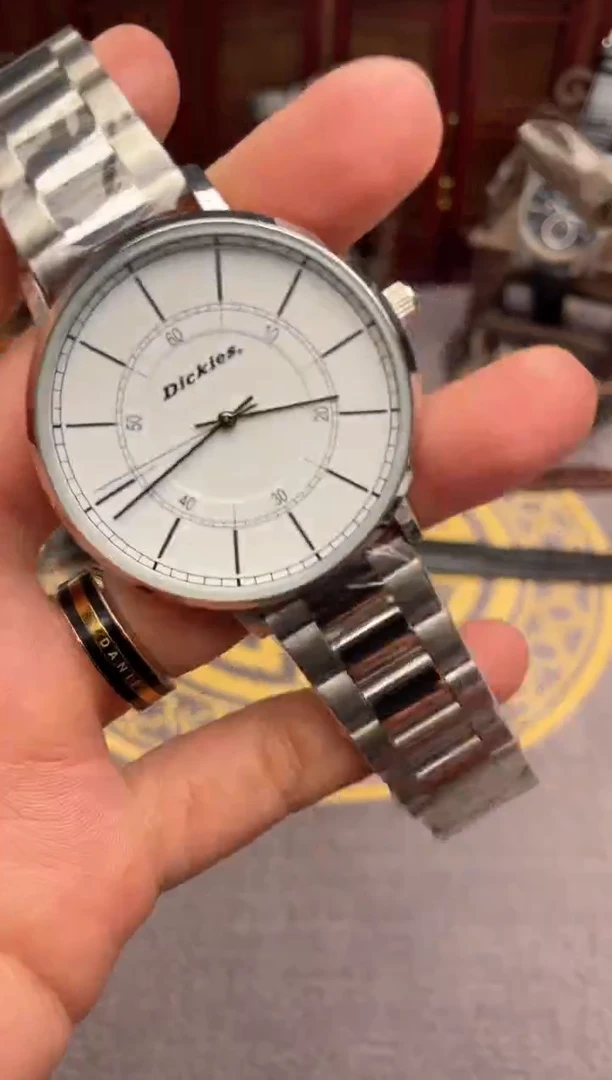 孤品闪电购手表一只