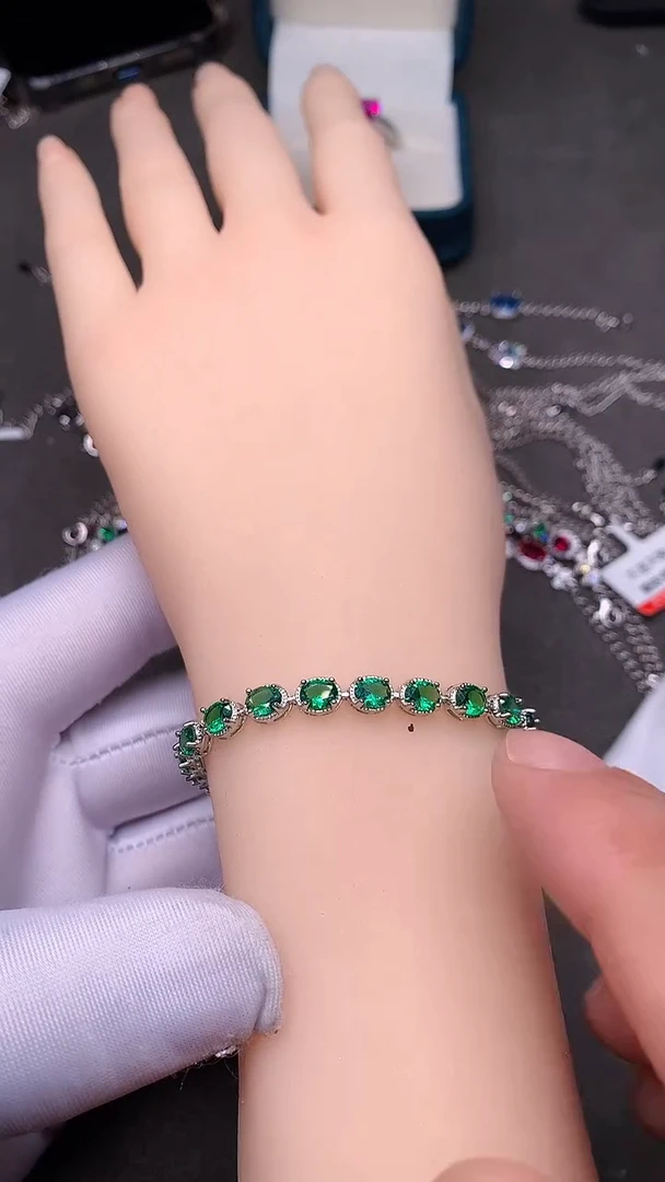 【闪购商品】祖母绿手链银S925镶嵌······