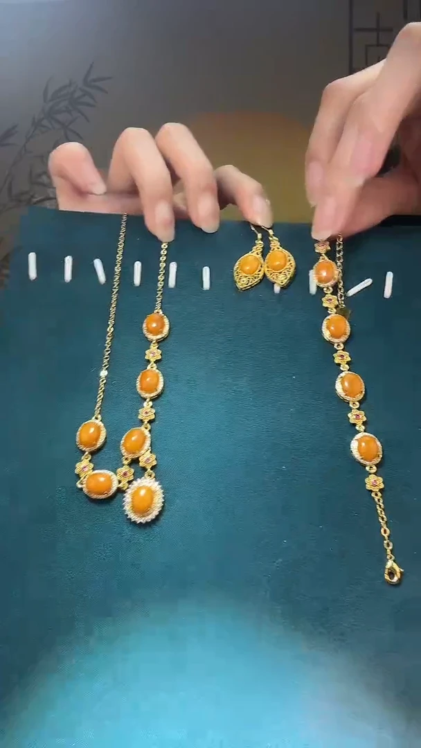 【闪购商品】琥珀裸石未镶嵌A0441套装