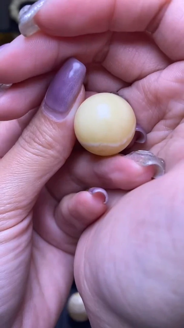 【闪购商品】琥珀裸石未镶嵌葵. 99