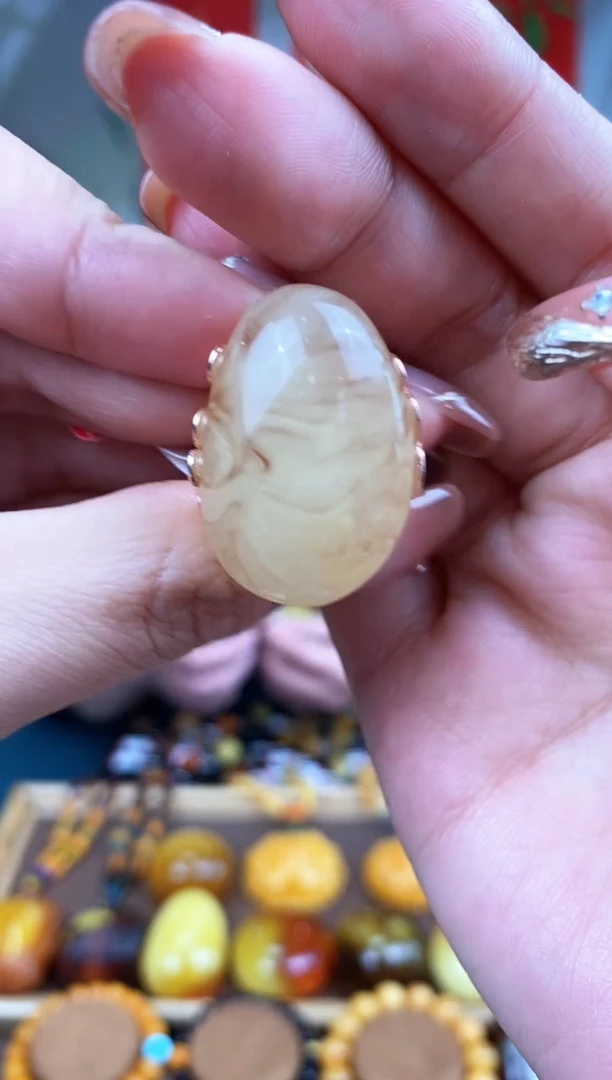 【闪购商品】琥珀裸石银S925镶嵌基地发货 一物一证 顺丰包邮