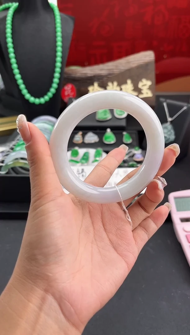 未镶嵌手镯翡翠手镯