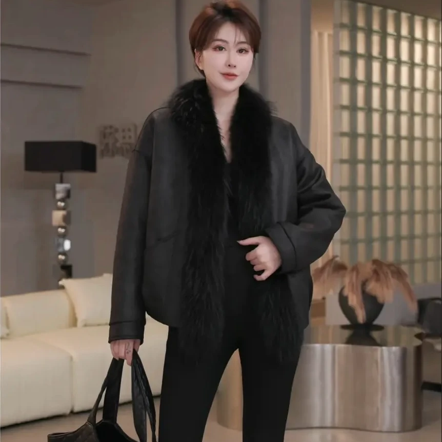 冬季新款皮毛一体时尚网红短款休闲女士黑色保暖外套YY