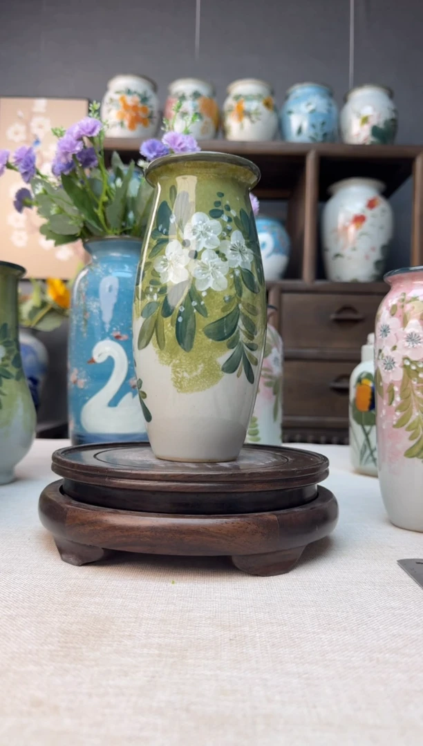 【闪购商品】瓶景德镇手绘陶瓷花瓶底部无孔高19口7左右