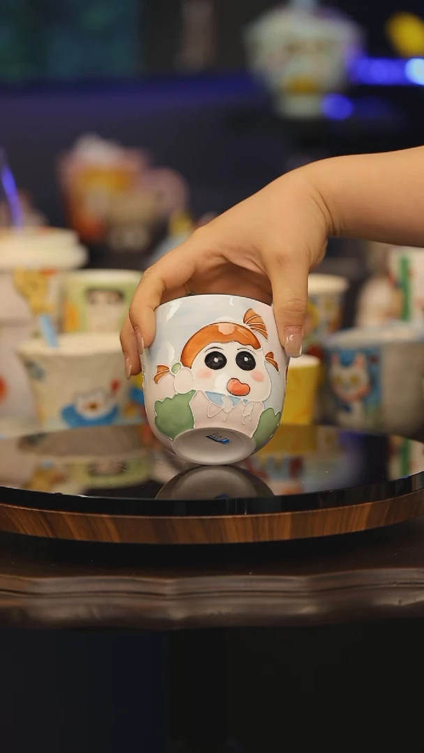 【闪购商品】摆件景德镇釉下彩绘设计师款式陶瓷