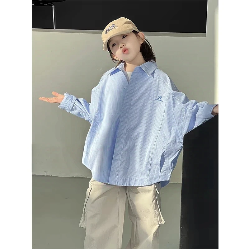 2025春季新款男女童蓝色条纹帅气衬衫中大童上衣