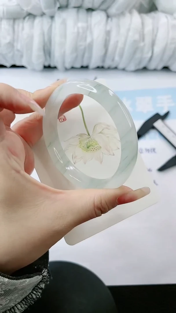 【闪购商品】石英质玉手镯未镶嵌多样性发货P594