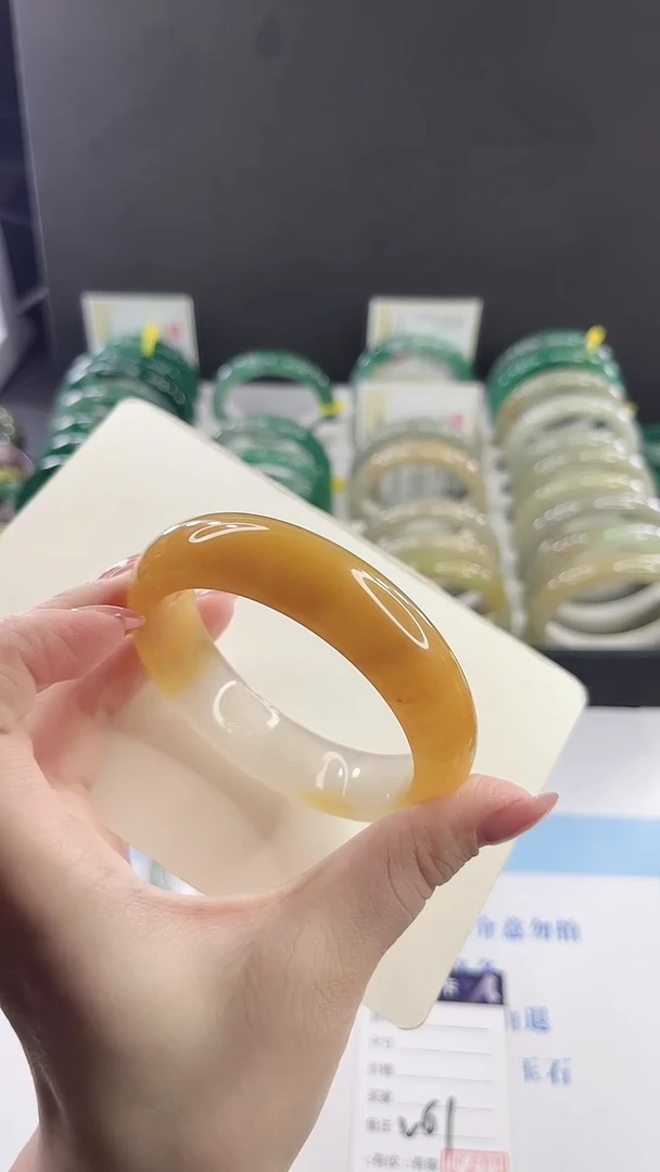未镶嵌手镯石英质玉多样性发货V61
