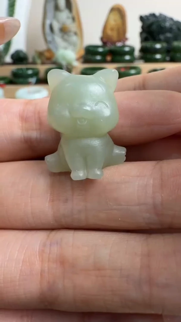 颈饰未镶嵌和田玉挂件