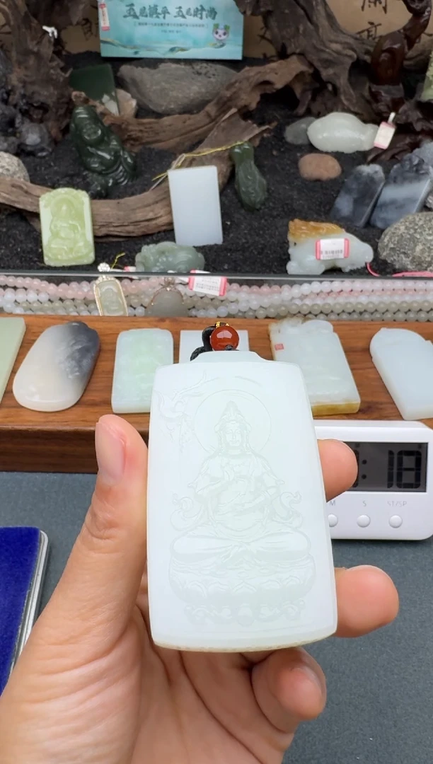 和田玉未镶嵌颈饰2