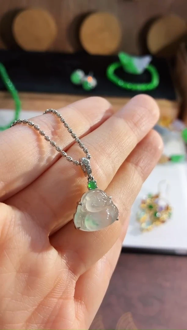 吊坠(不含链)18K金镶嵌翡翠吊坠