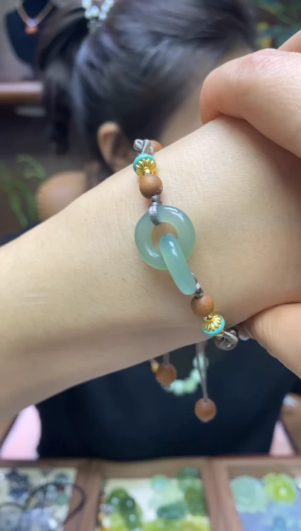 【闪购商品】岫玉吊坠未镶嵌·