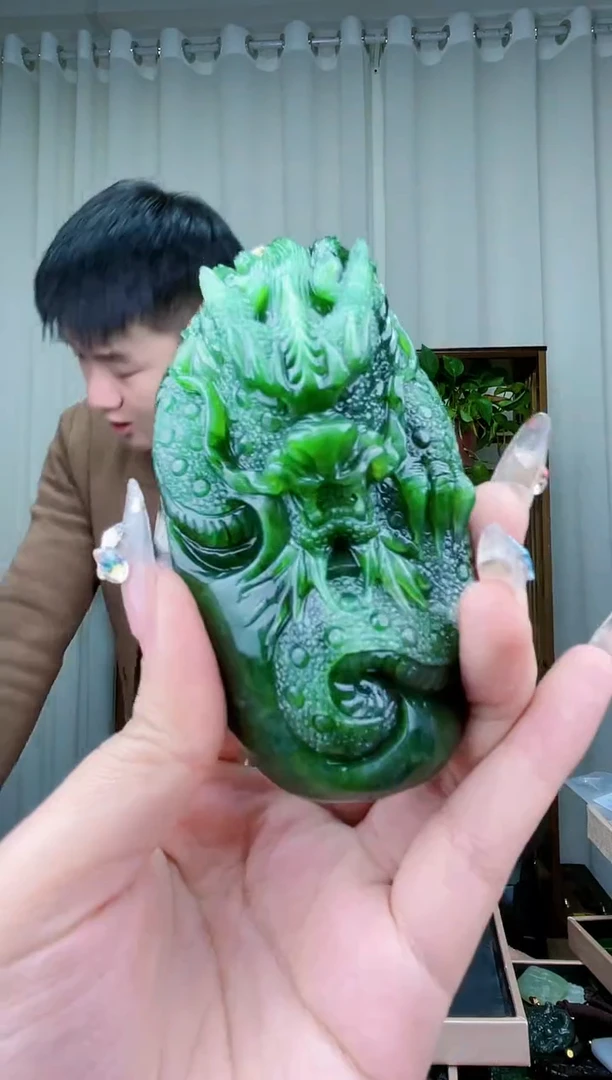 【闪购商品】和田玉挂件未镶嵌拍一发一，多样性发货！