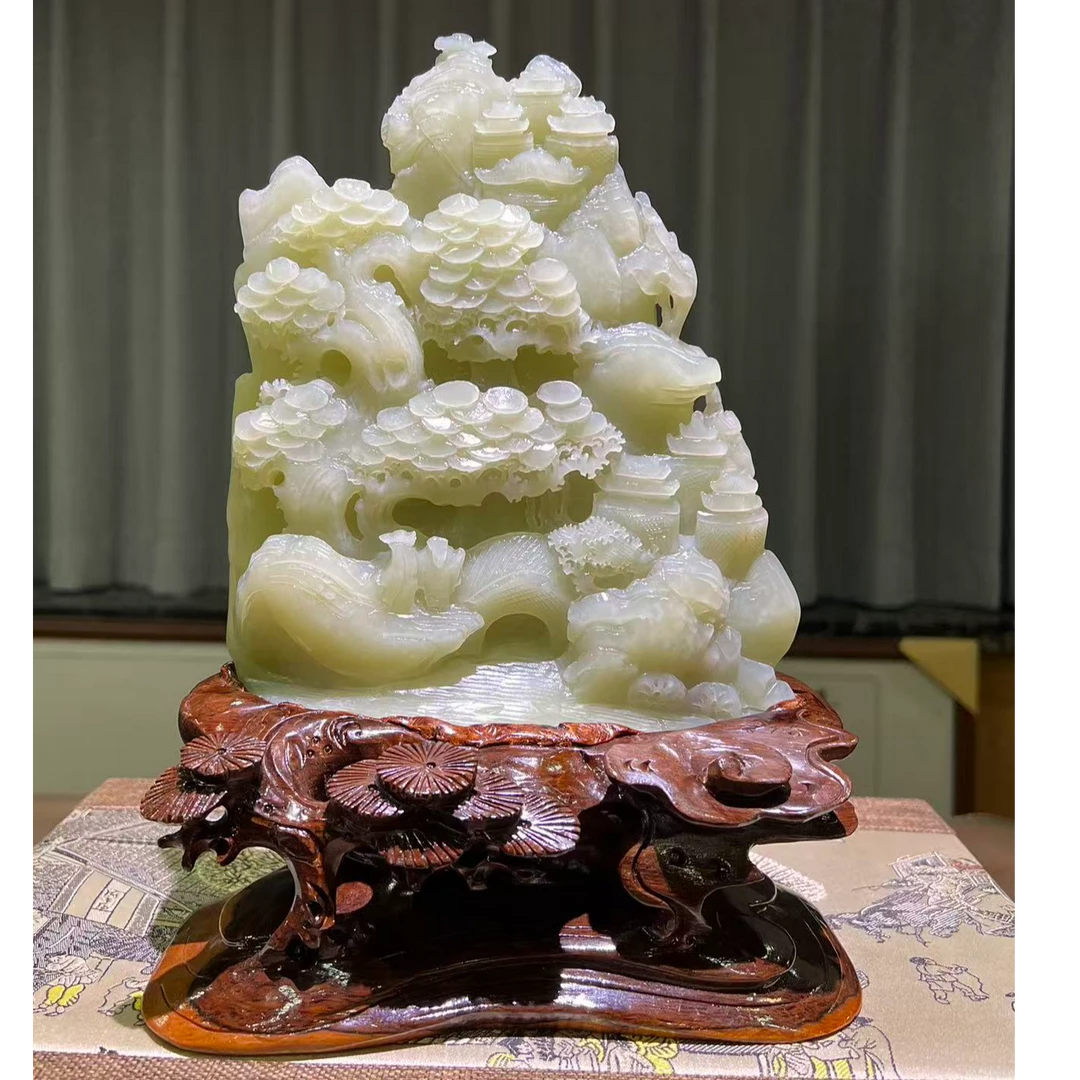 中御嘉拍卖-ZYJ-2506200023-《黄岳凝辉》-和田玉摆件